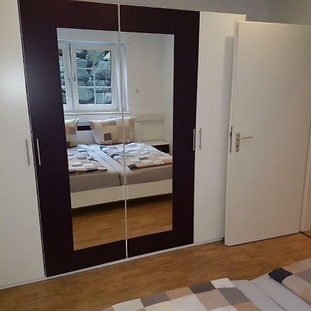 Wohnen Im Souterrain Einer Villa Хердеке Екстериор снимка