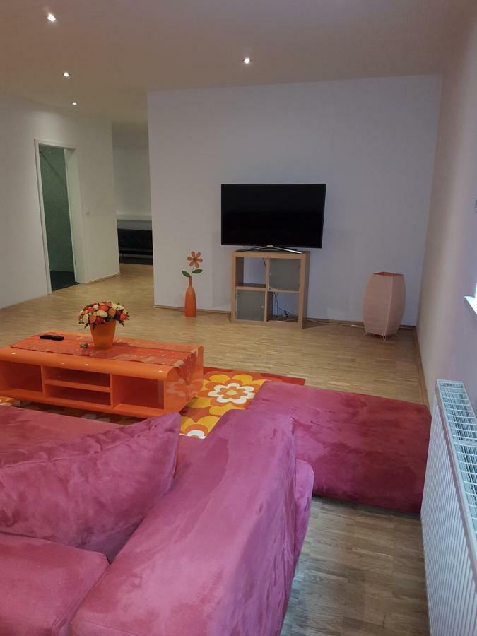 Wohnen Im Souterrain Einer Villa Хердеке Екстериор снимка