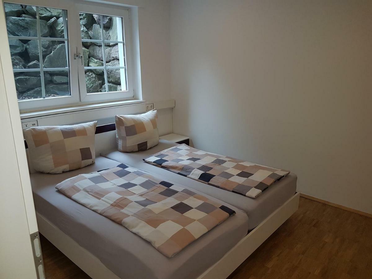 Wohnen Im Souterrain Einer Villa Хердеке Екстериор снимка